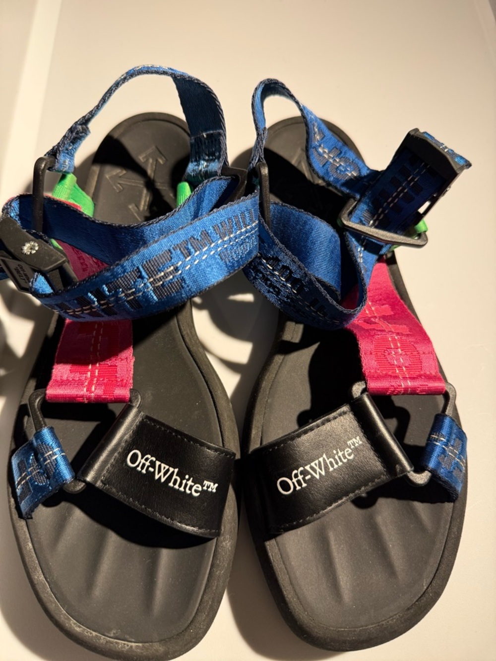 Off-White Trek Men’s and Women’s Adjustable Sandals Size 8.5